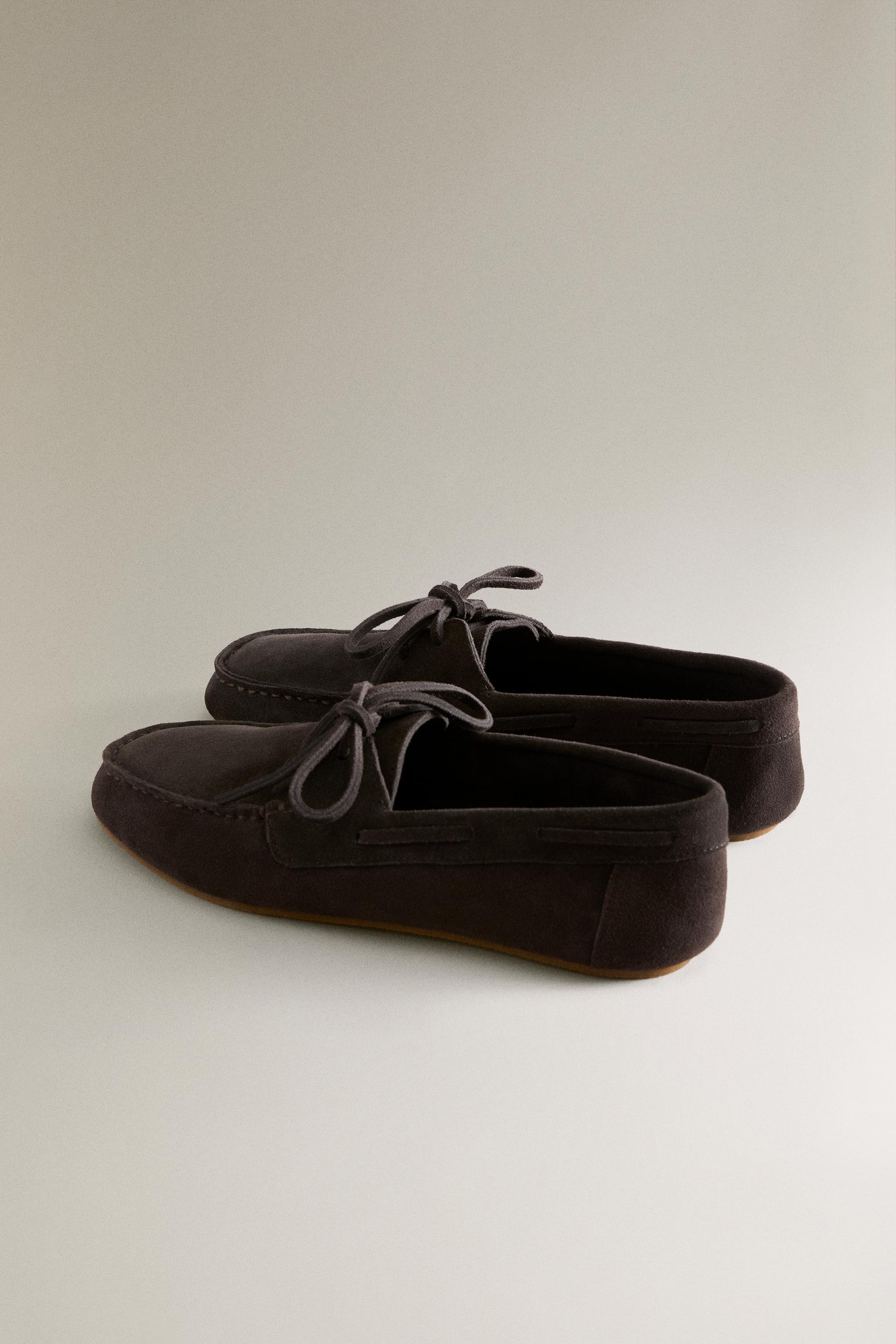 LEATHER LOAFERS
